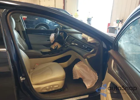 2017 Buick Lacrosse Essence из США, поврежденный, VIN 1G4ZP5SS3HU190570